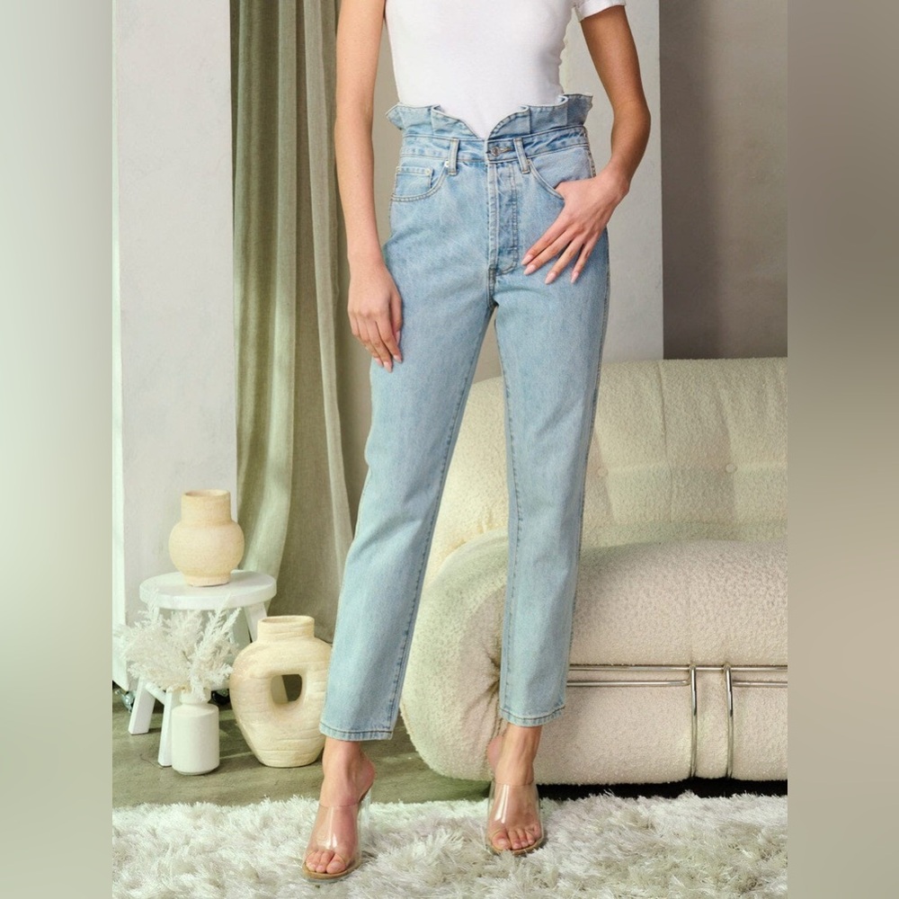 LT. BLUE RUFFLE PAPER BAG HIGH WAIST DENIM CROP JEANS